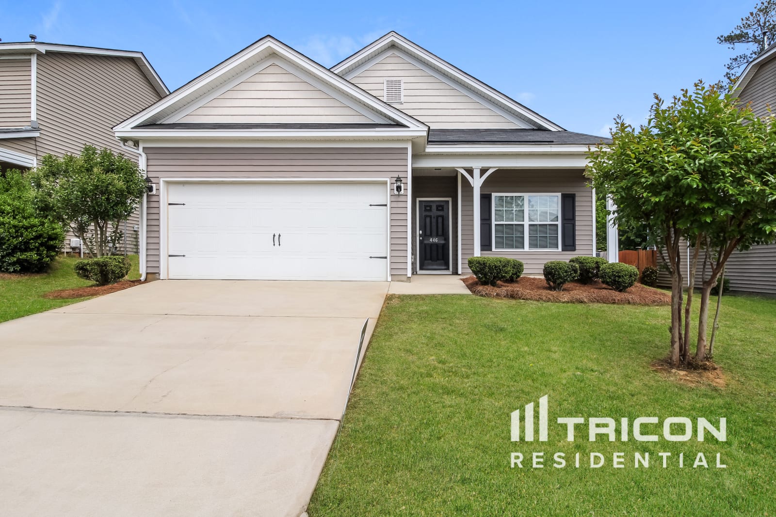 446 Whispering Oak Circle Chapin SC