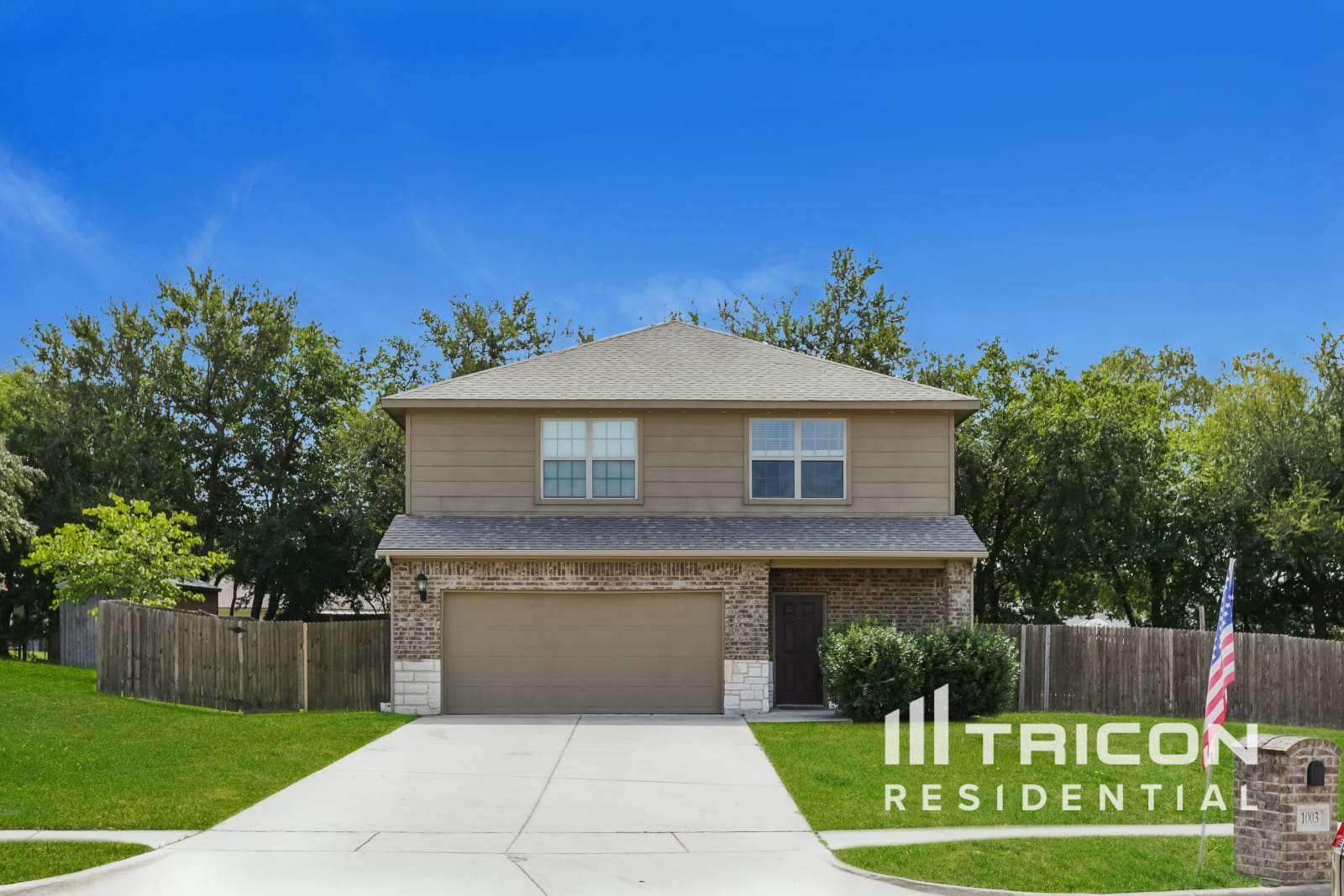 1003 Hoylake Court Ennis TX