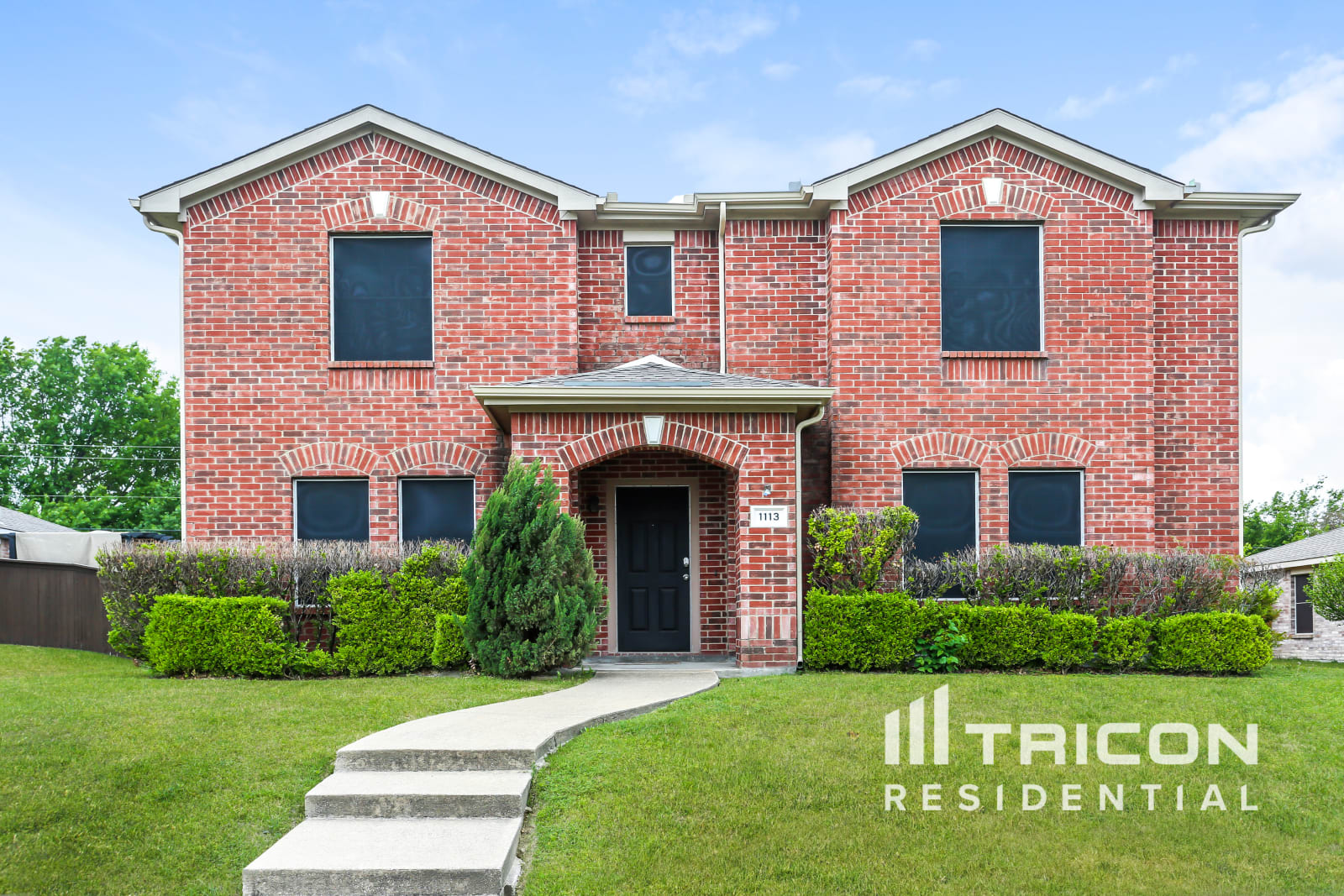 1113 Beeblossom Drive Desoto TX