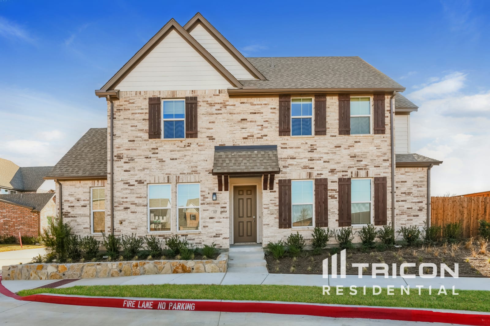 1125 Aylesbury Road Saginaw TX