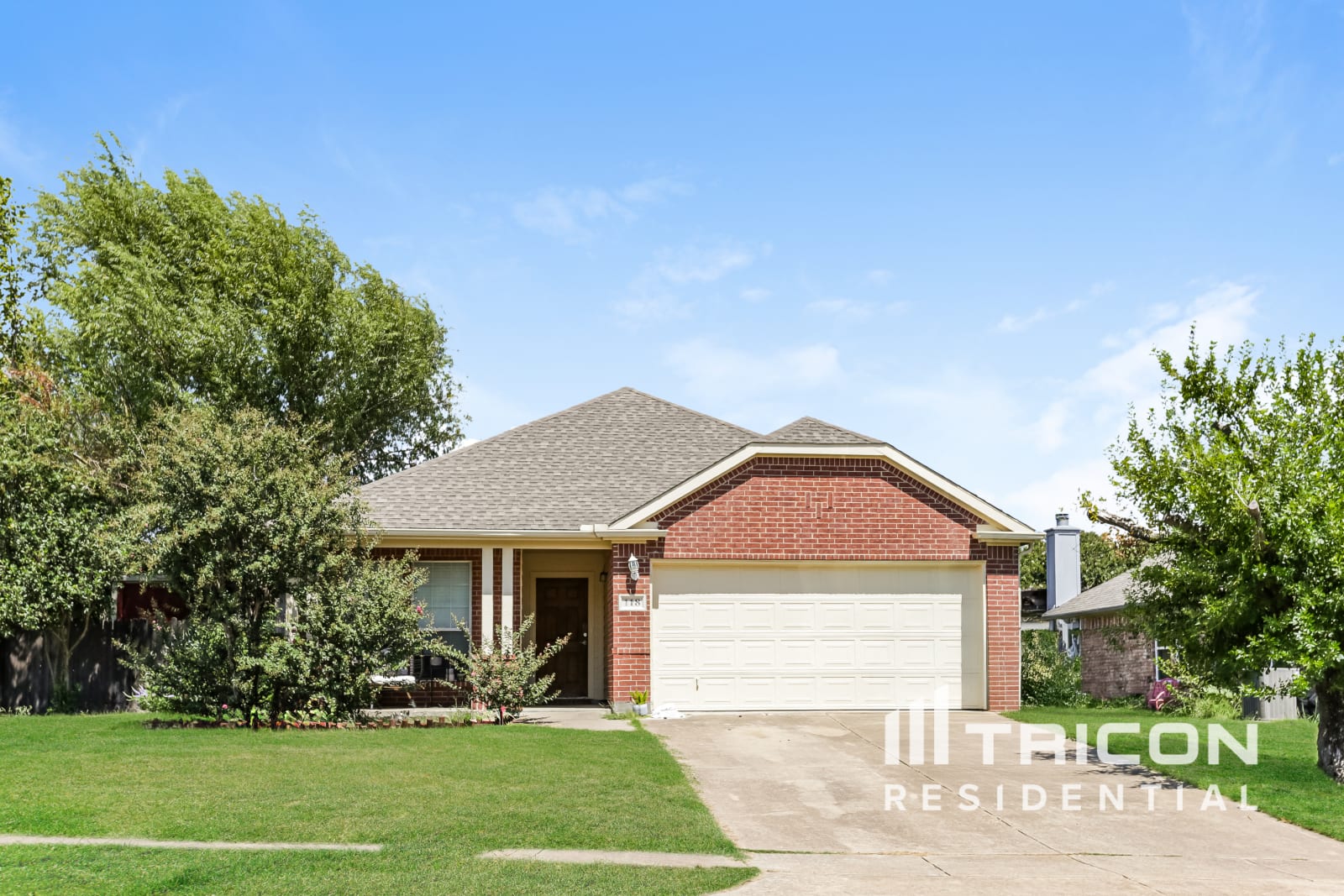 118 Bear Trail Waxahachie TX