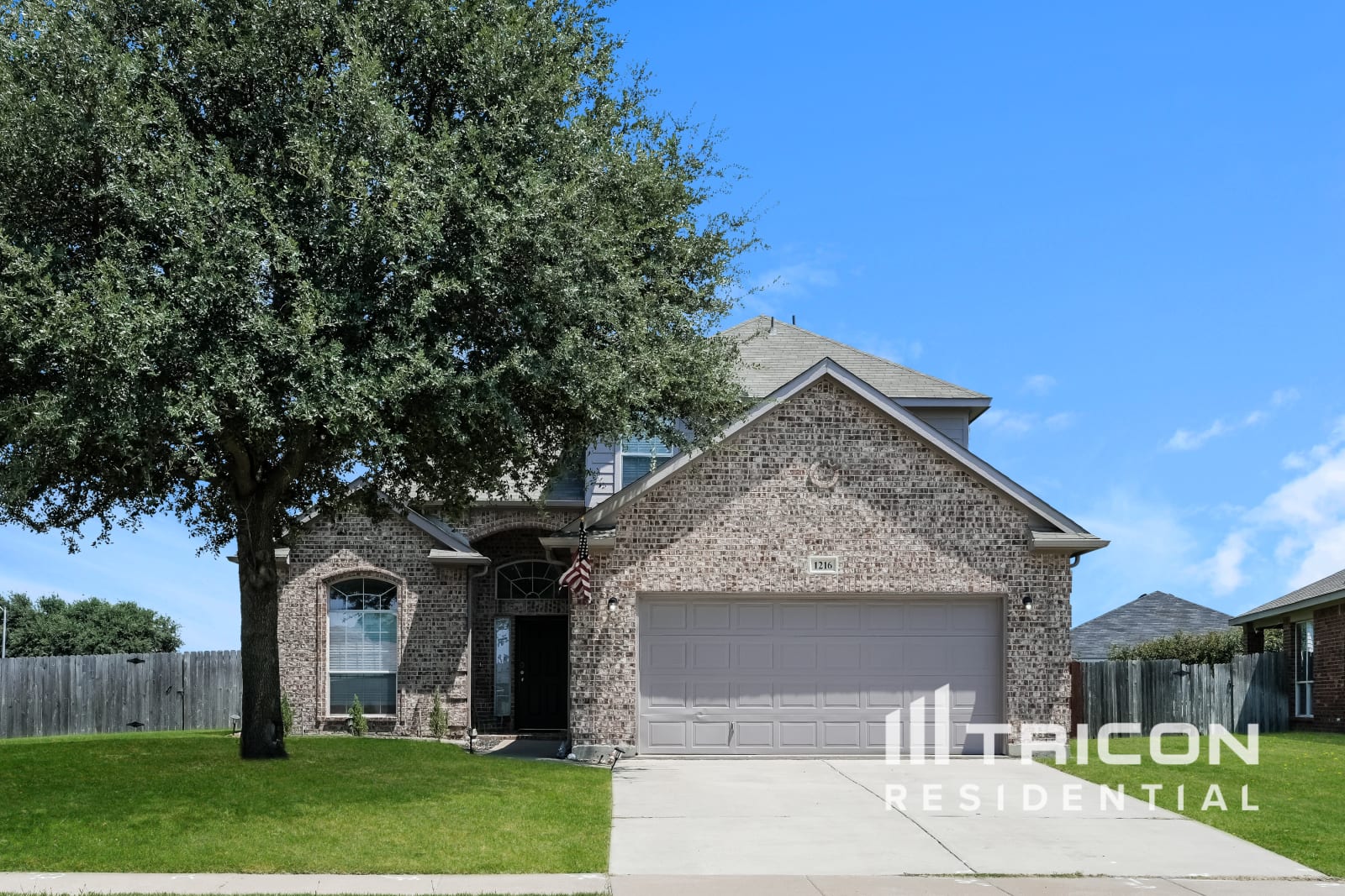 1216 Juniper Ln Burleson TX