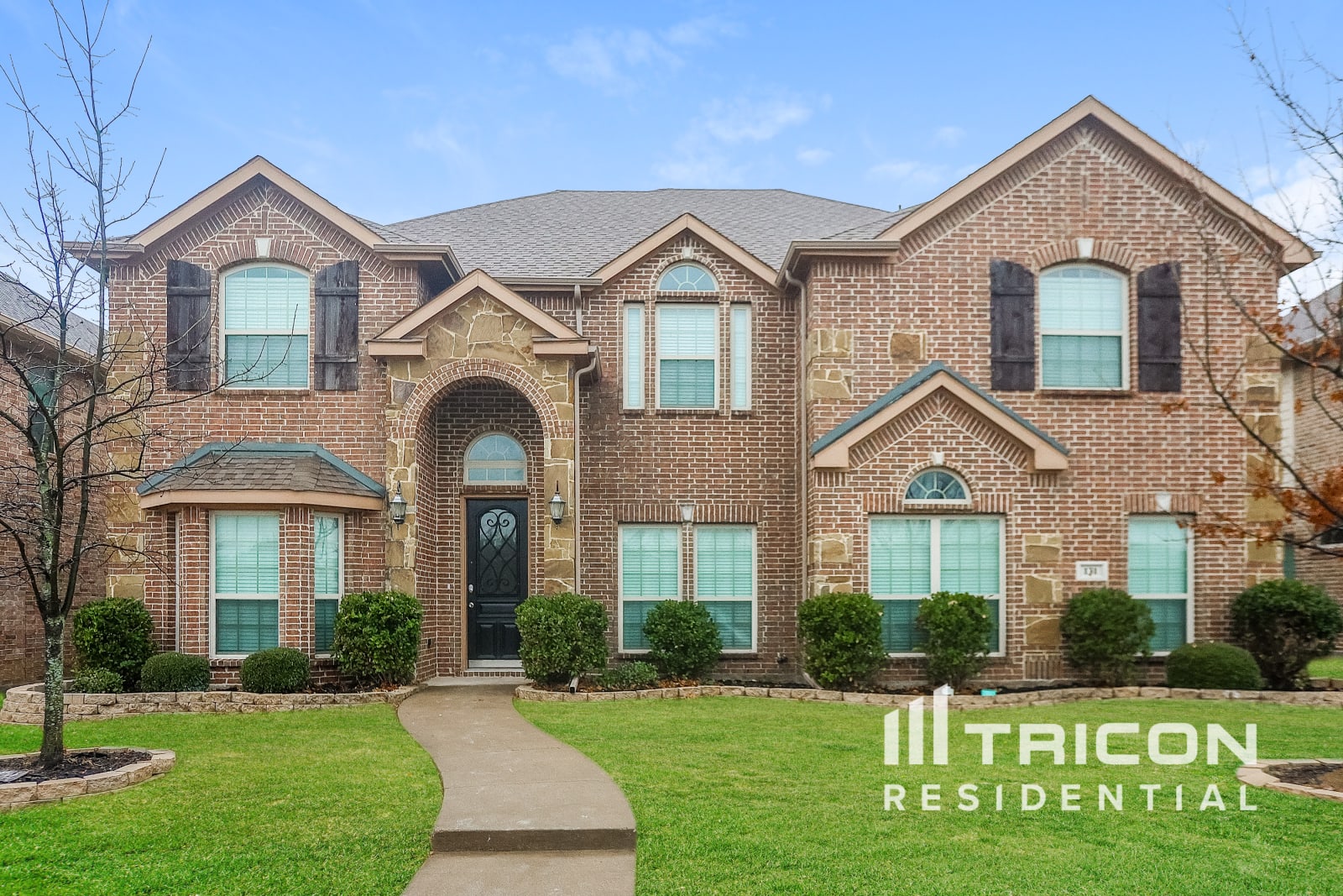 131 Lake Trail Drive Red Oak TX
