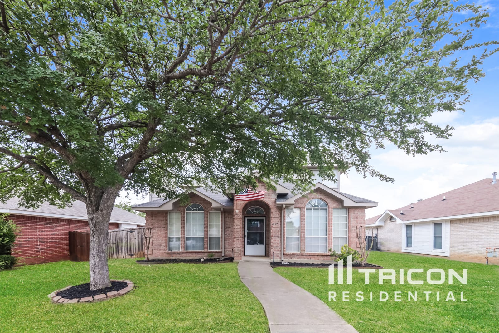 1407 Ross Drive Lewisville TX