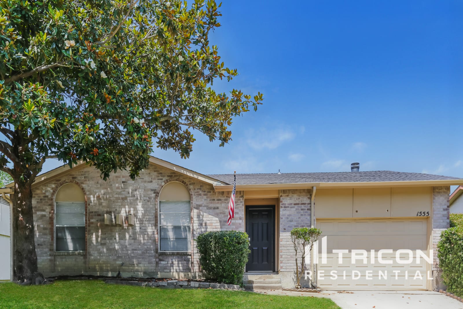 1555 Willowbrook Street Lancaster TX