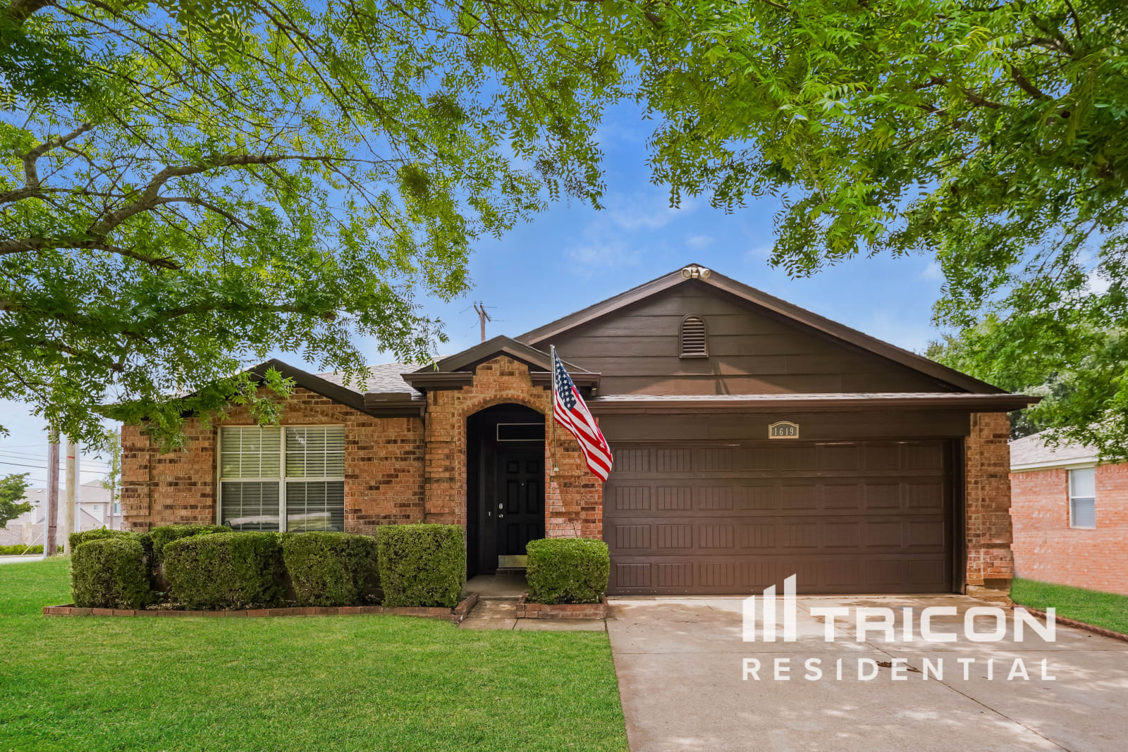 1619 Columbia Drive Glenn Heights TX