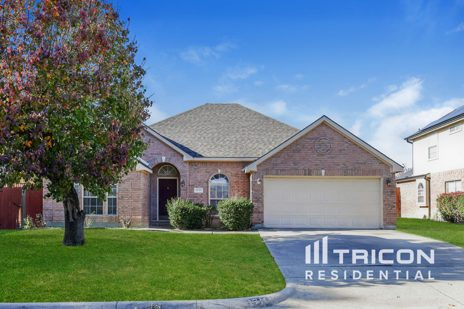 1711 Newcastle Dr Mansfield TX