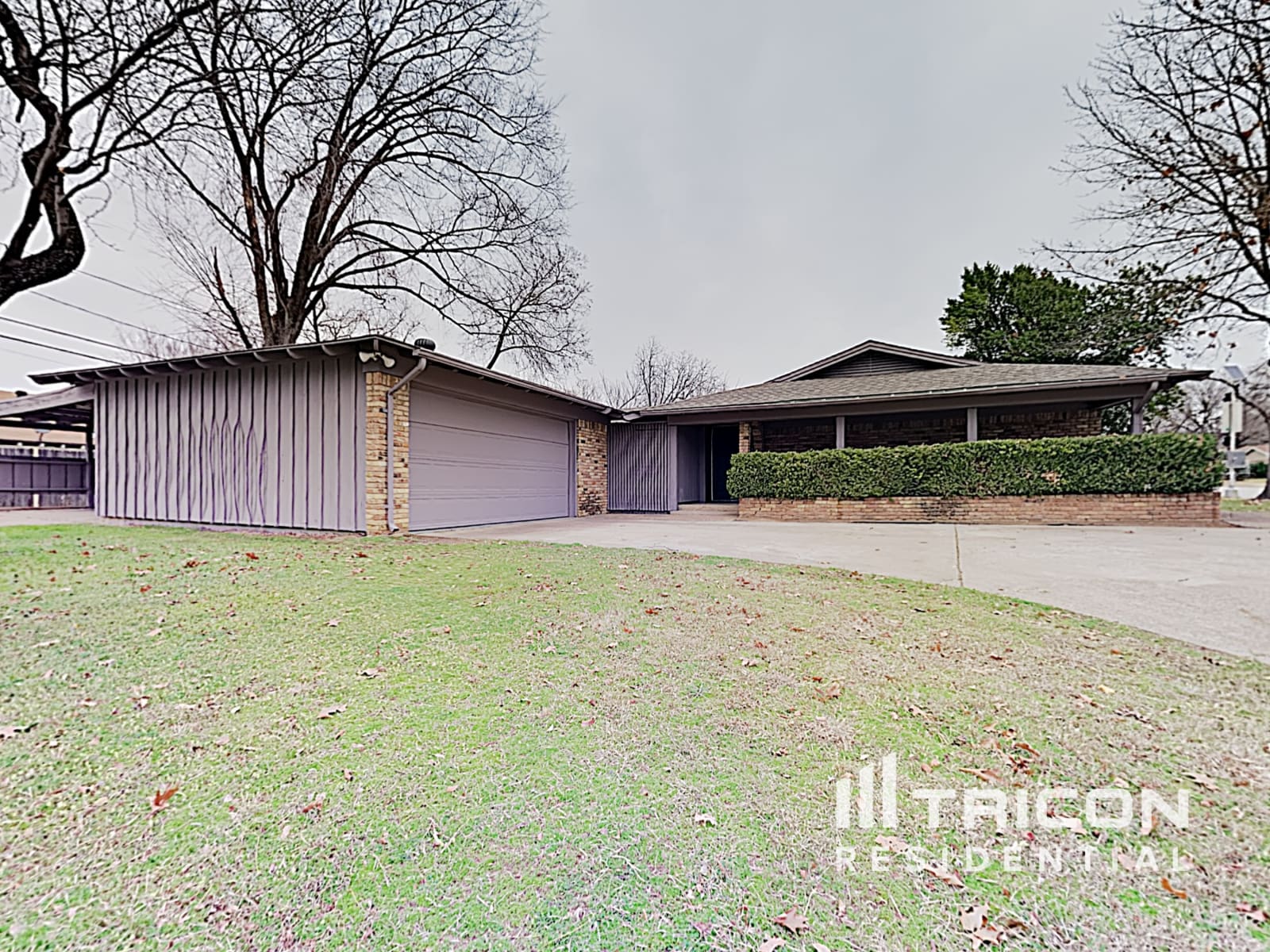 1713 Brown Tr Hurst TX