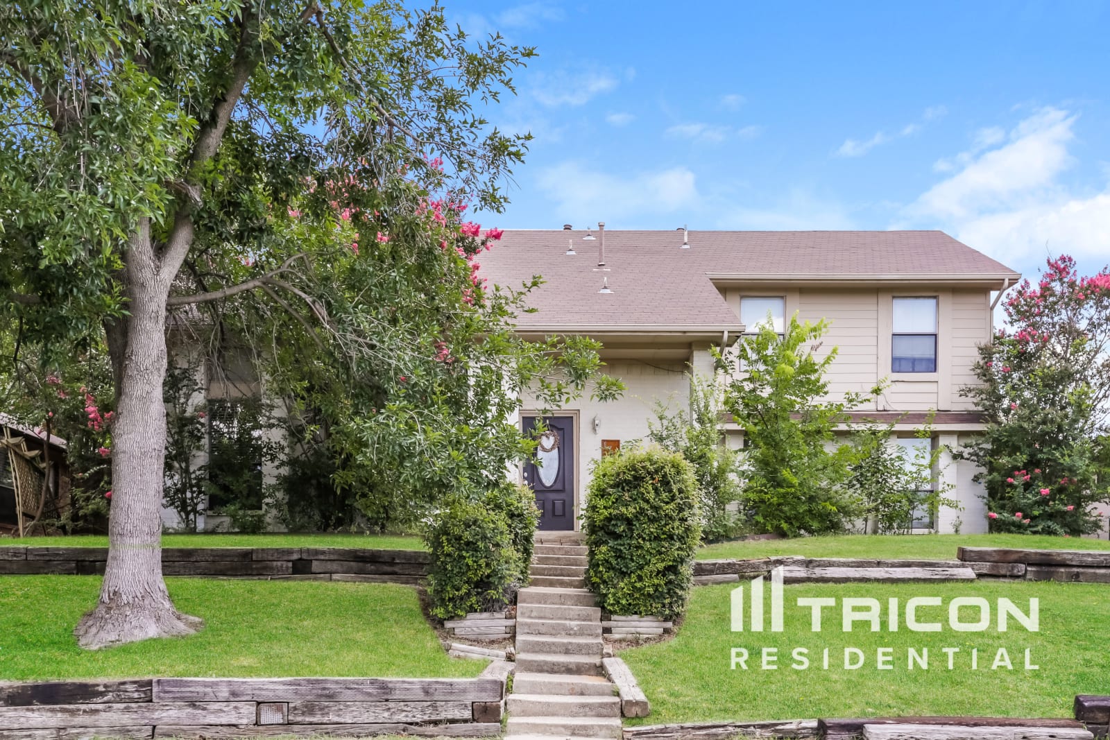 1718 Saint James Drive Carrollton TX