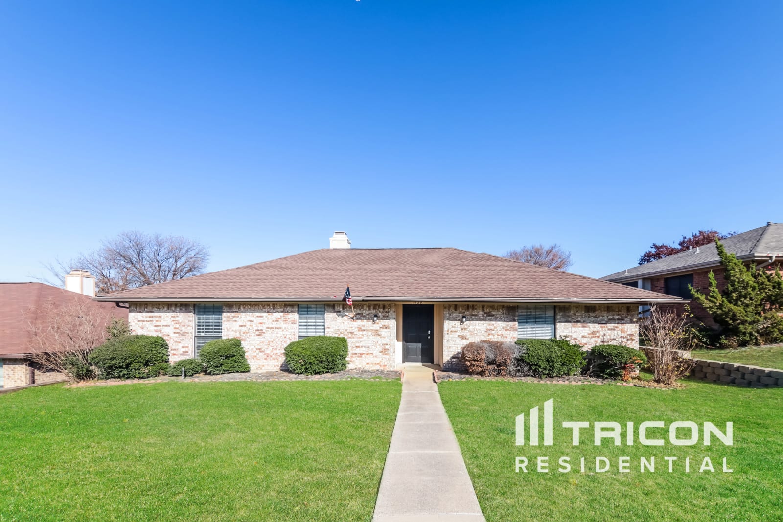 1729 Saint James Drive Carrollton TX