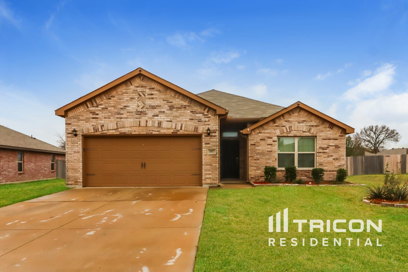 1807 Kings Cross Drive Lancaster TX