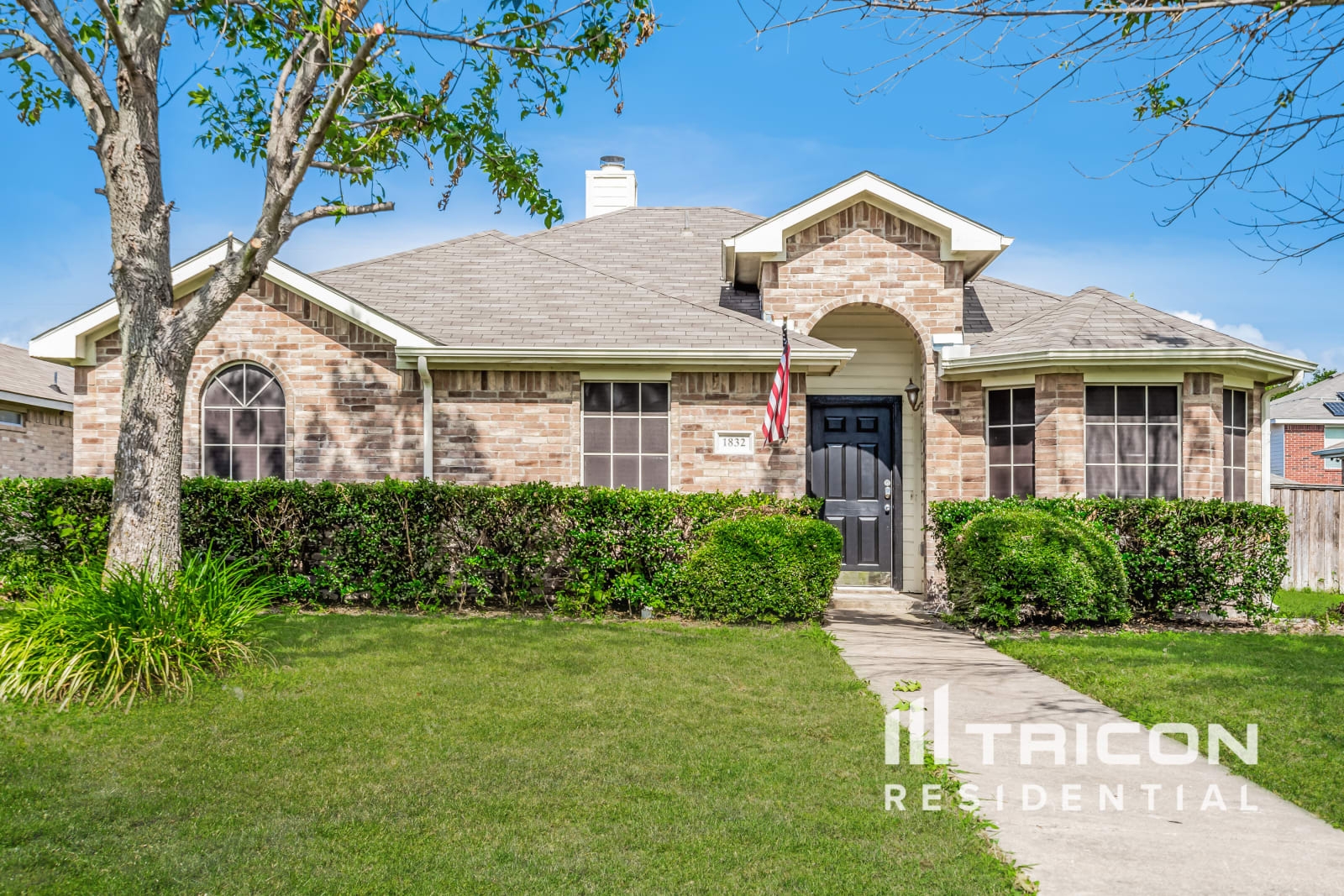 1832 Mcneely Street Lancaster TX