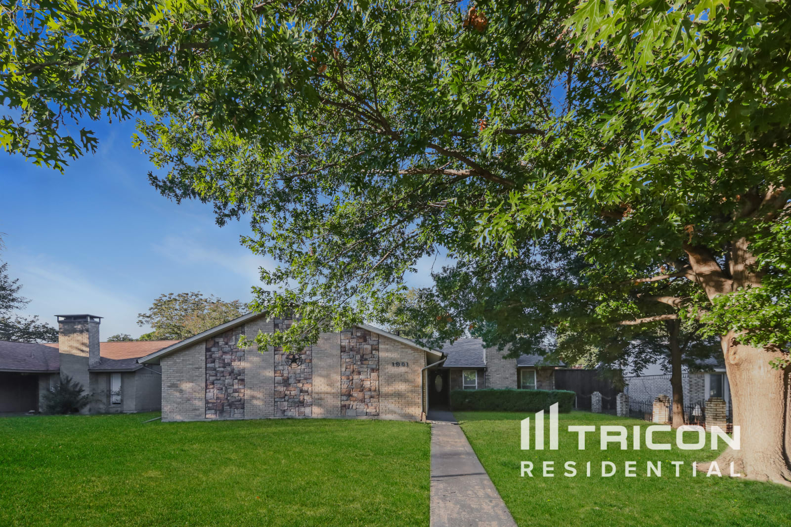 1901 Baylor Dr Richardson TX