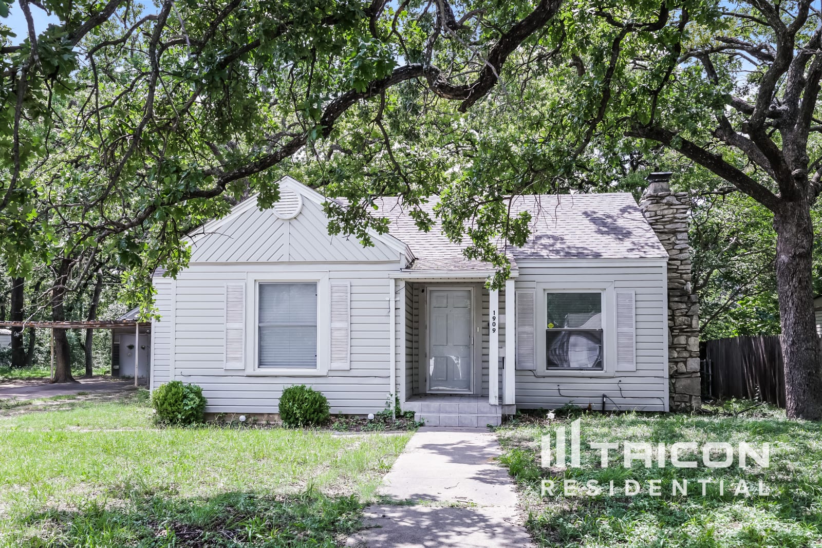 1909 Layton Avenue Haltom City TX