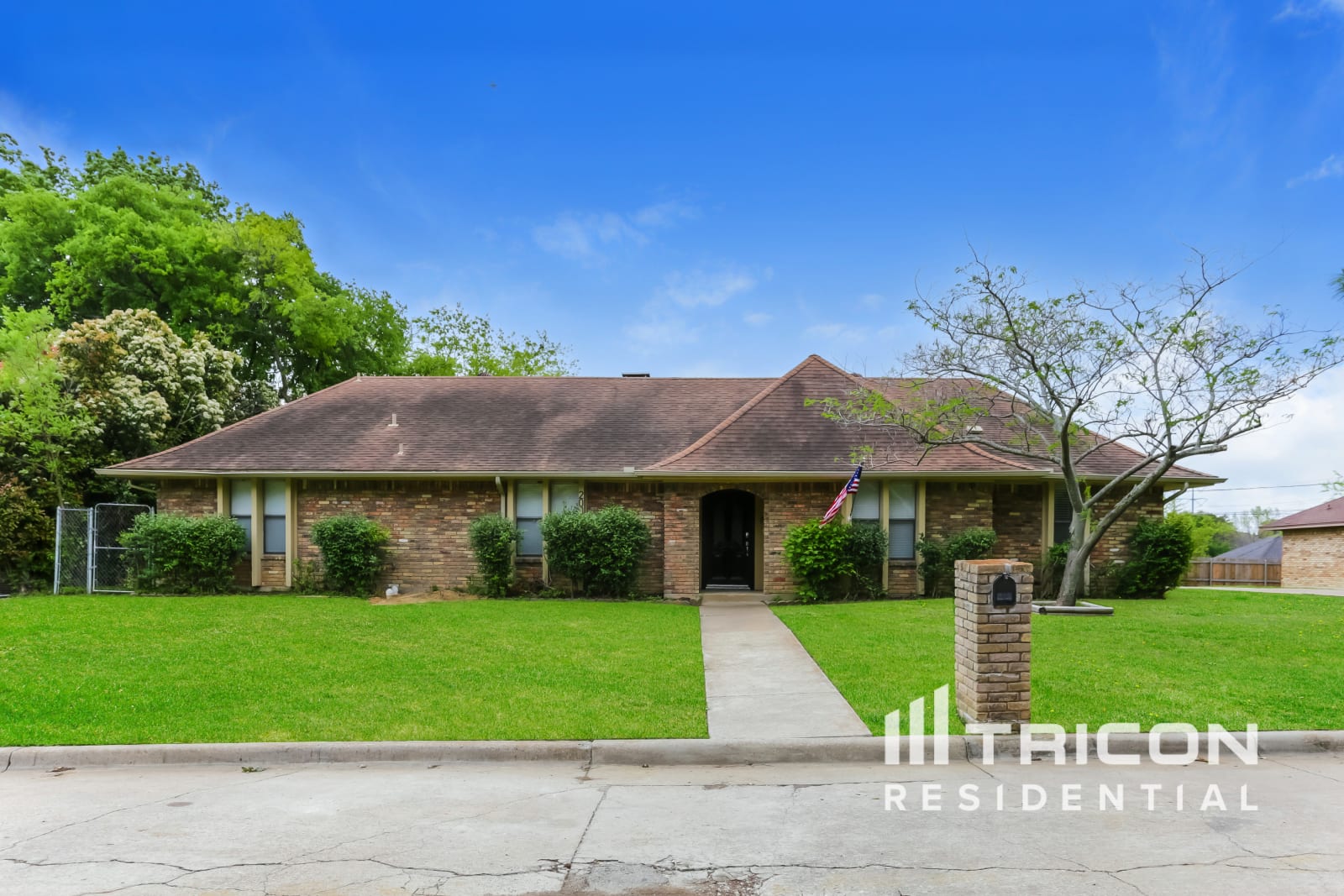 2001 Libby Lane Grand Prairie TX