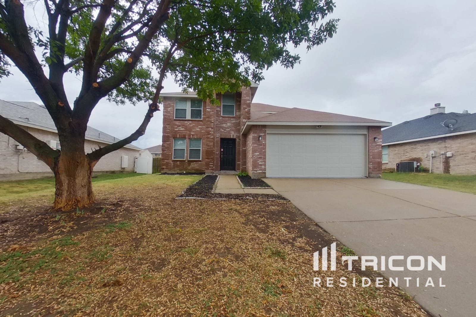 2029 W Grove Ln Grand Prairie TX