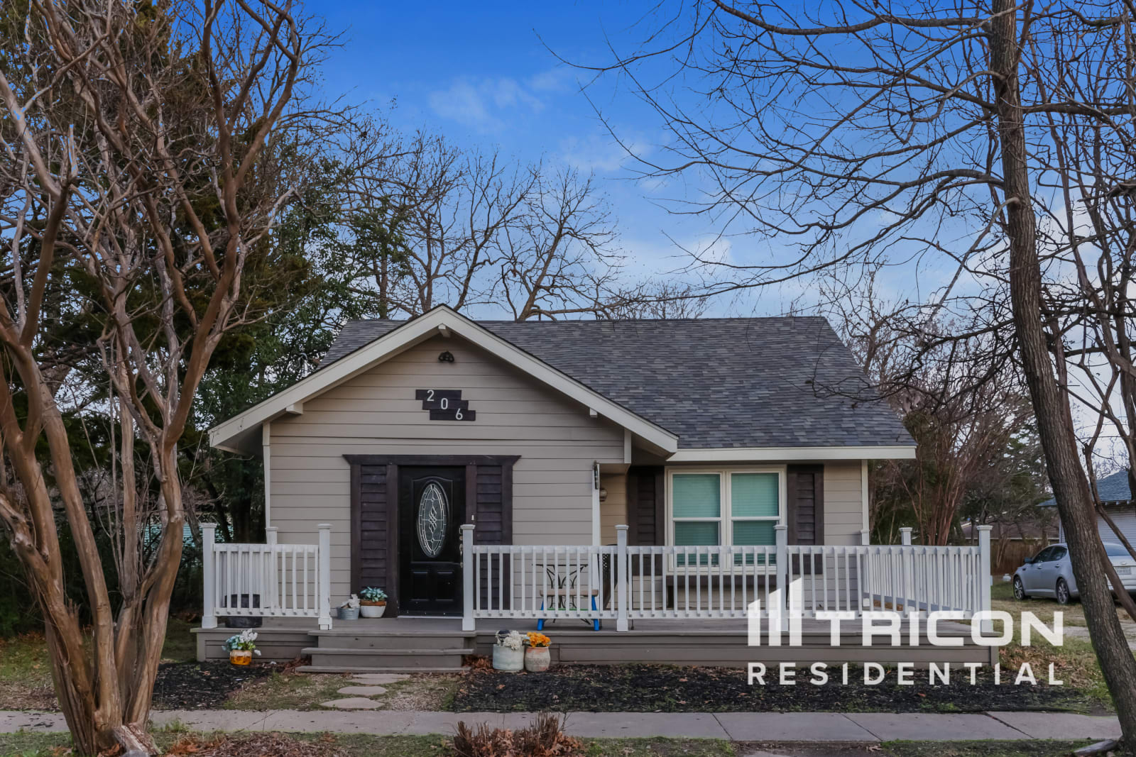 206 Farley Street Waxahachie TX