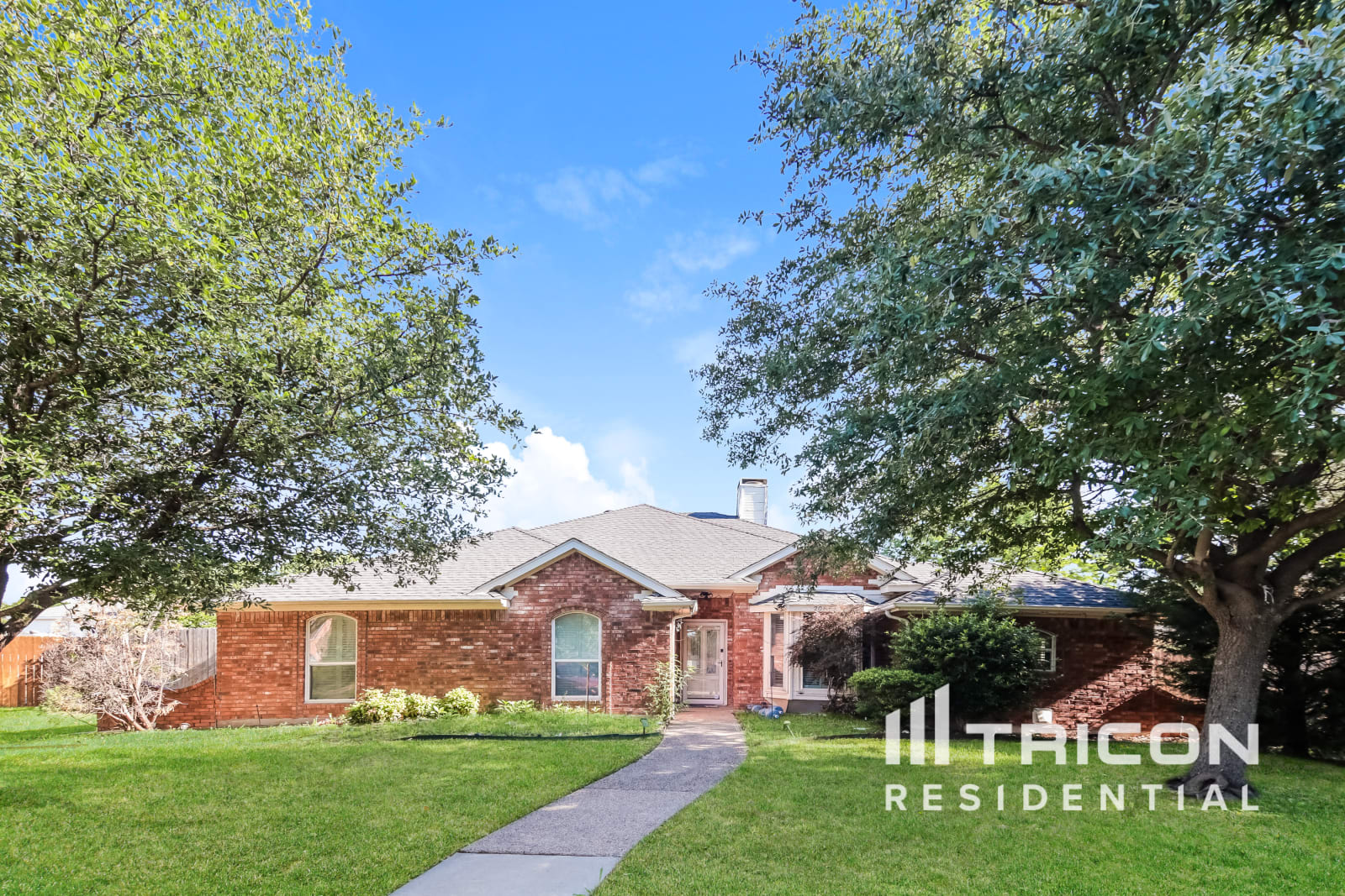 2065 Mossberg Dr Plano TX