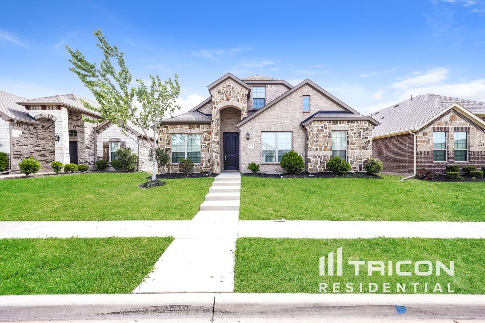 210 Morning Glory Pl Red Oak TX
