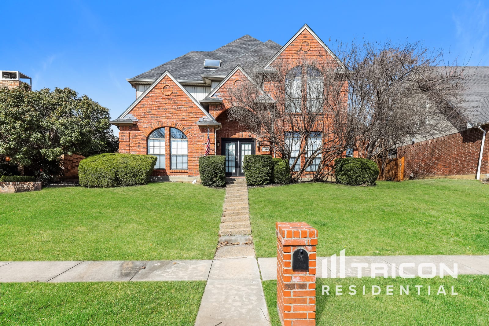 2115 Fawn Ridge Trail Carrollton TX