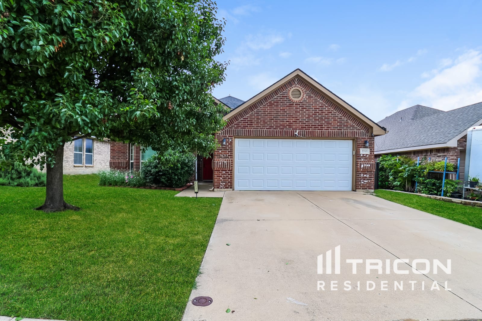 2213 Wakecrest Drive Fort Worth TX