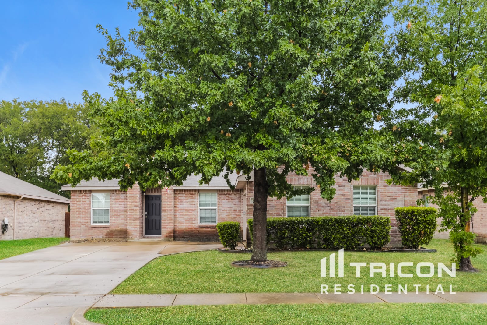 2506 Eastwood Drive Lancaster TX