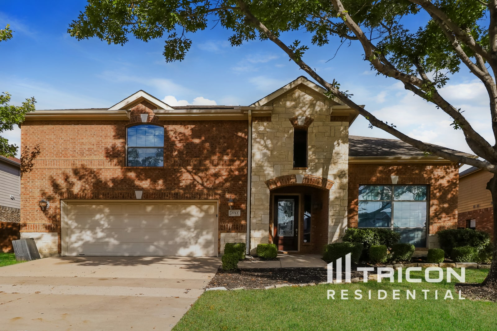 2712 Columbus Grand Prairie TX