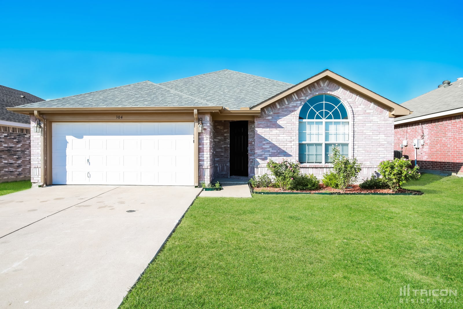 304 Dakota Drive Arlington TX