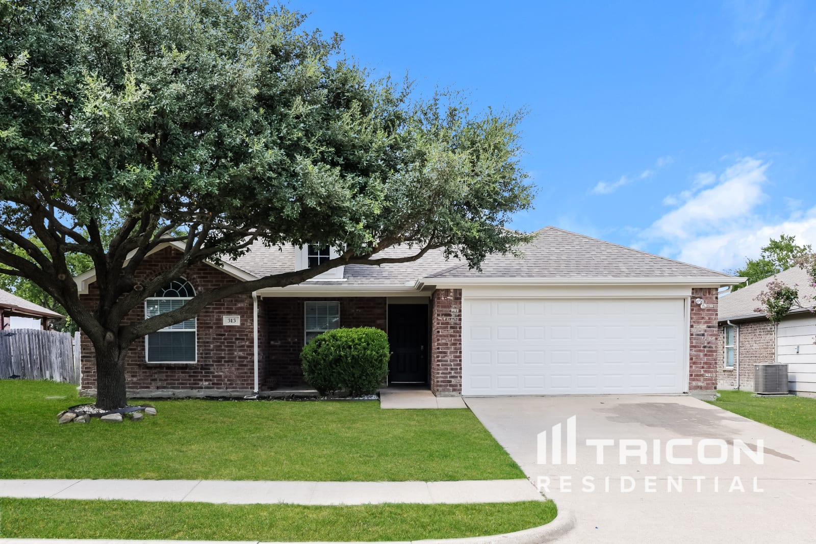 313 Cedar Dr Garland TX