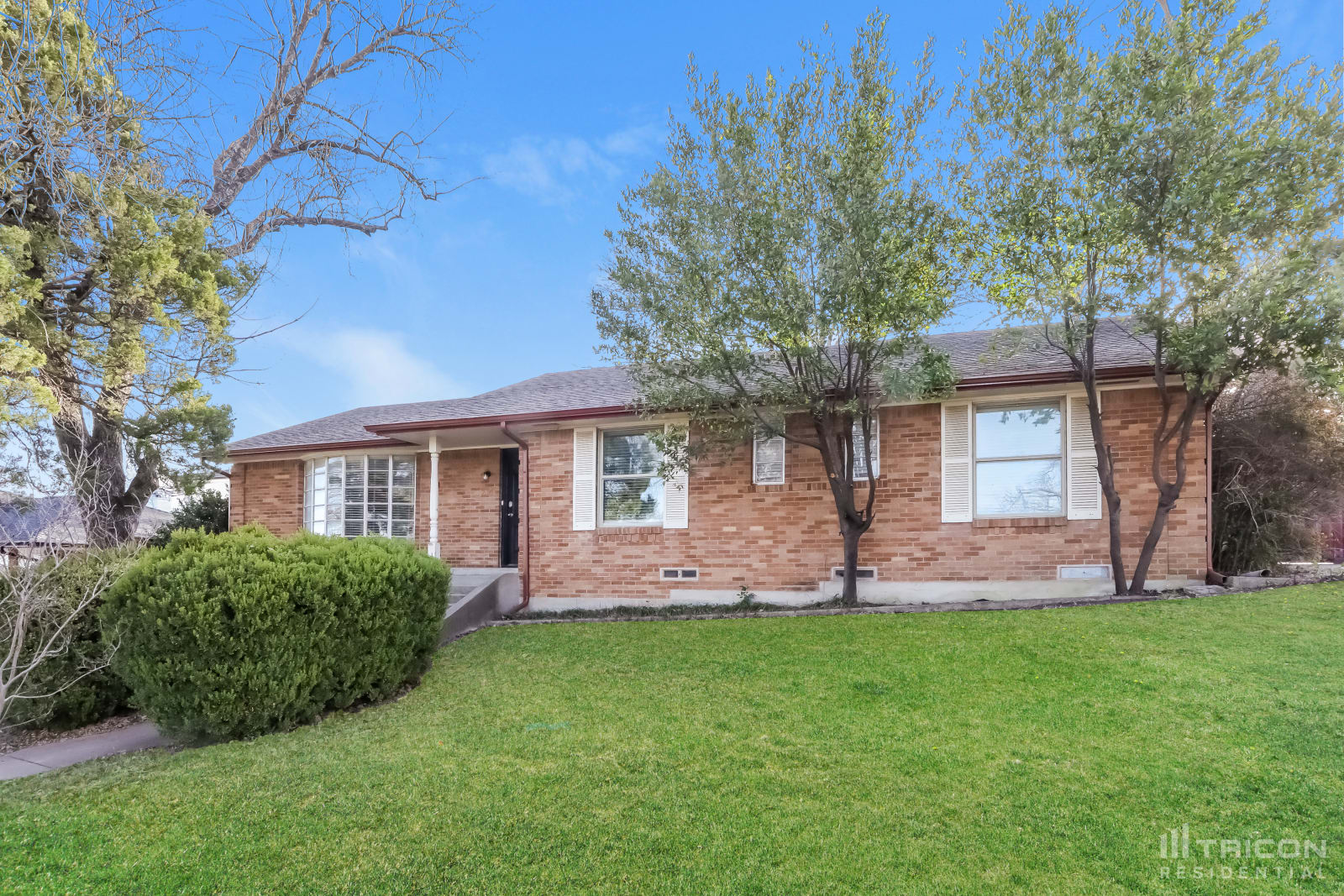 3240 Springwood Lane Dallas TX