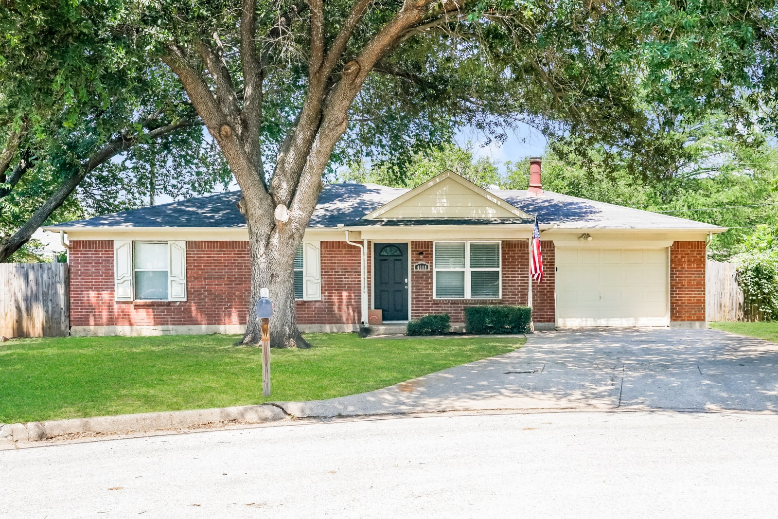 4008 Segram Arlington TX