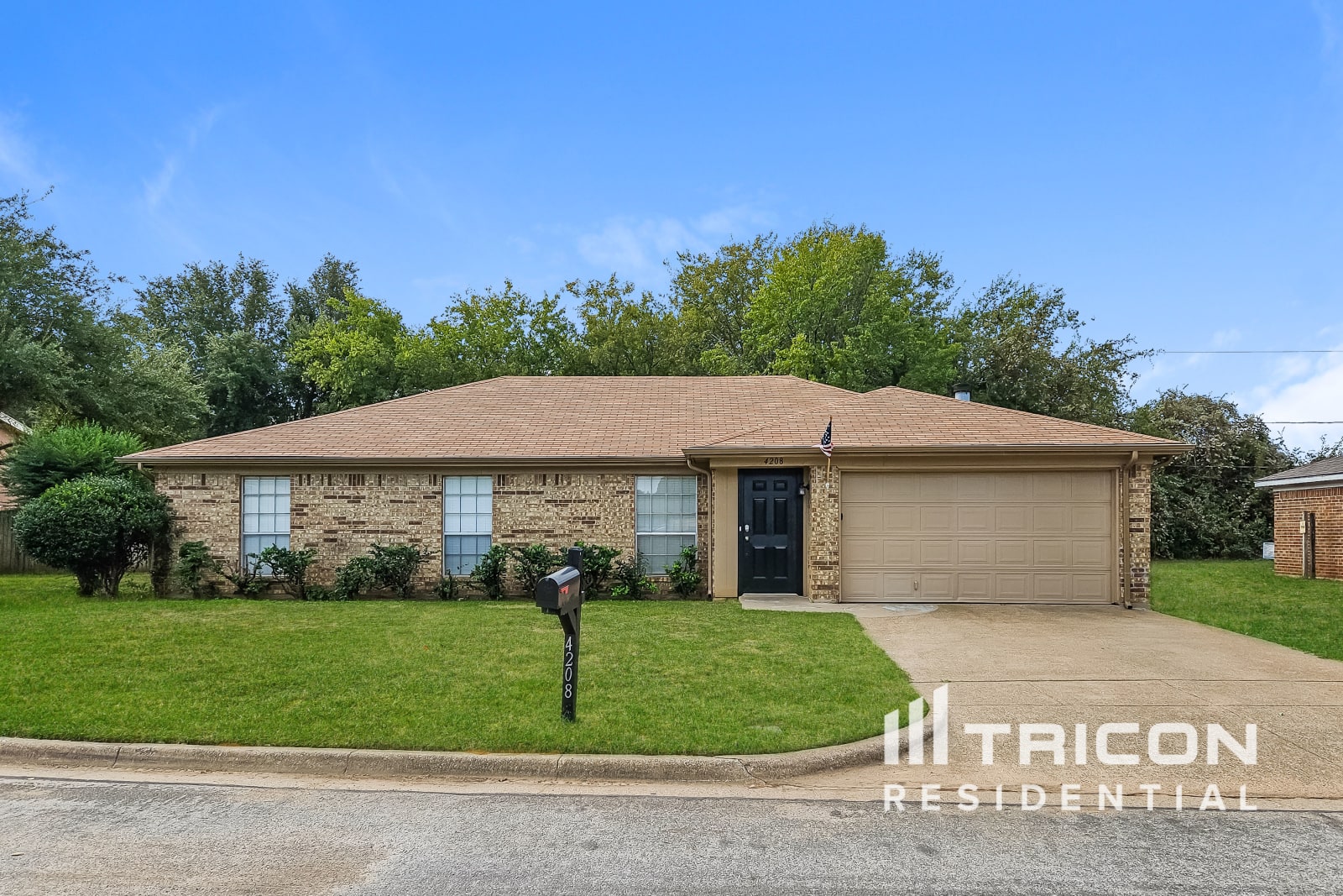 4208 Middlebrook Drive Arlington TX