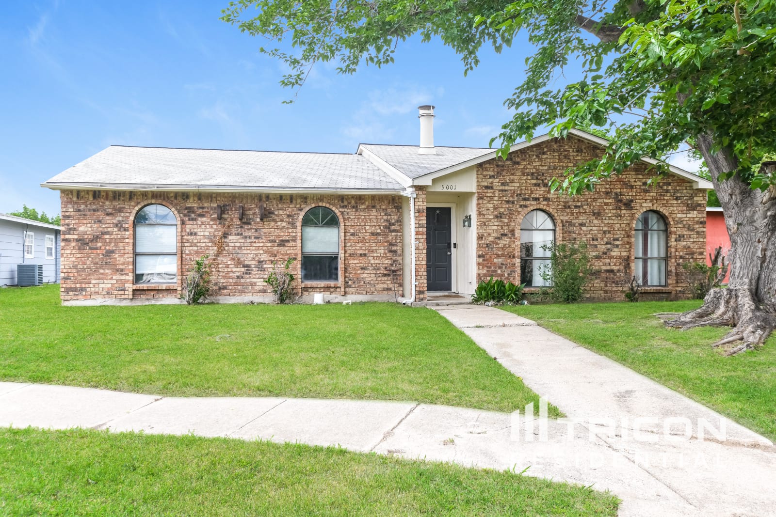 5001 Oregon Court Grand Prairie TX