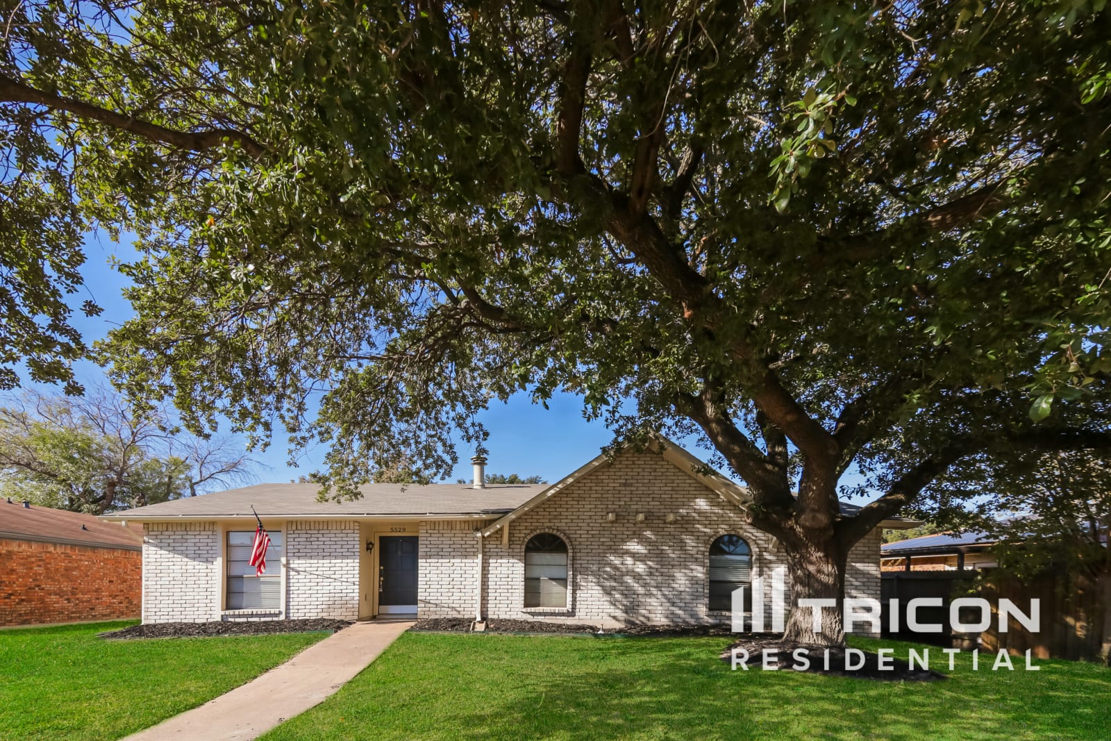 5529 Kerry Lane Garland TX