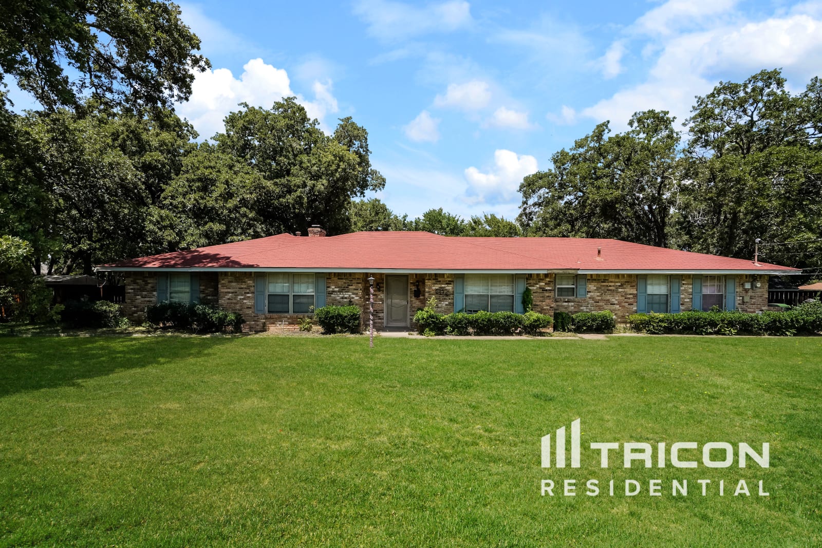 606 Meadow Grove Dr Seagoville TX