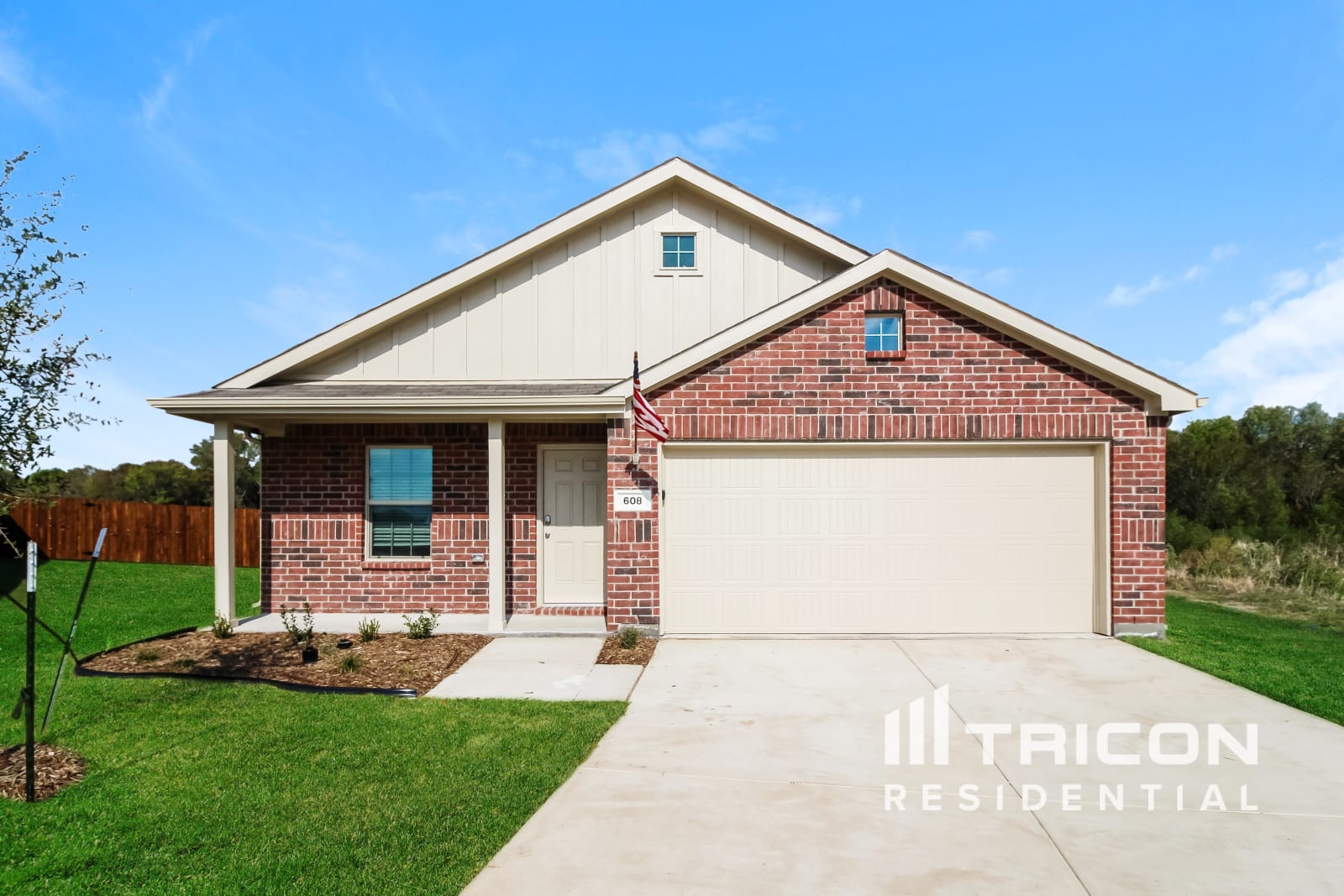 608 Odlozil Lane Ennis TX