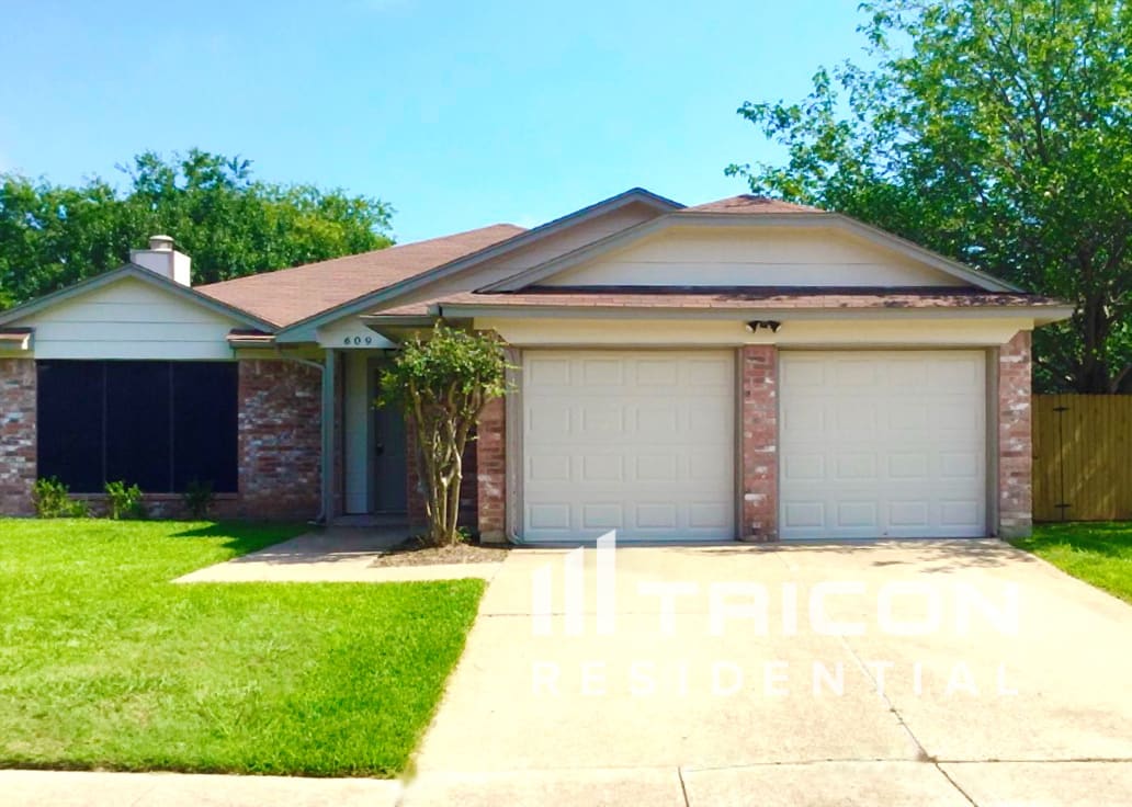 609 Rifleman Trail Arlington TX