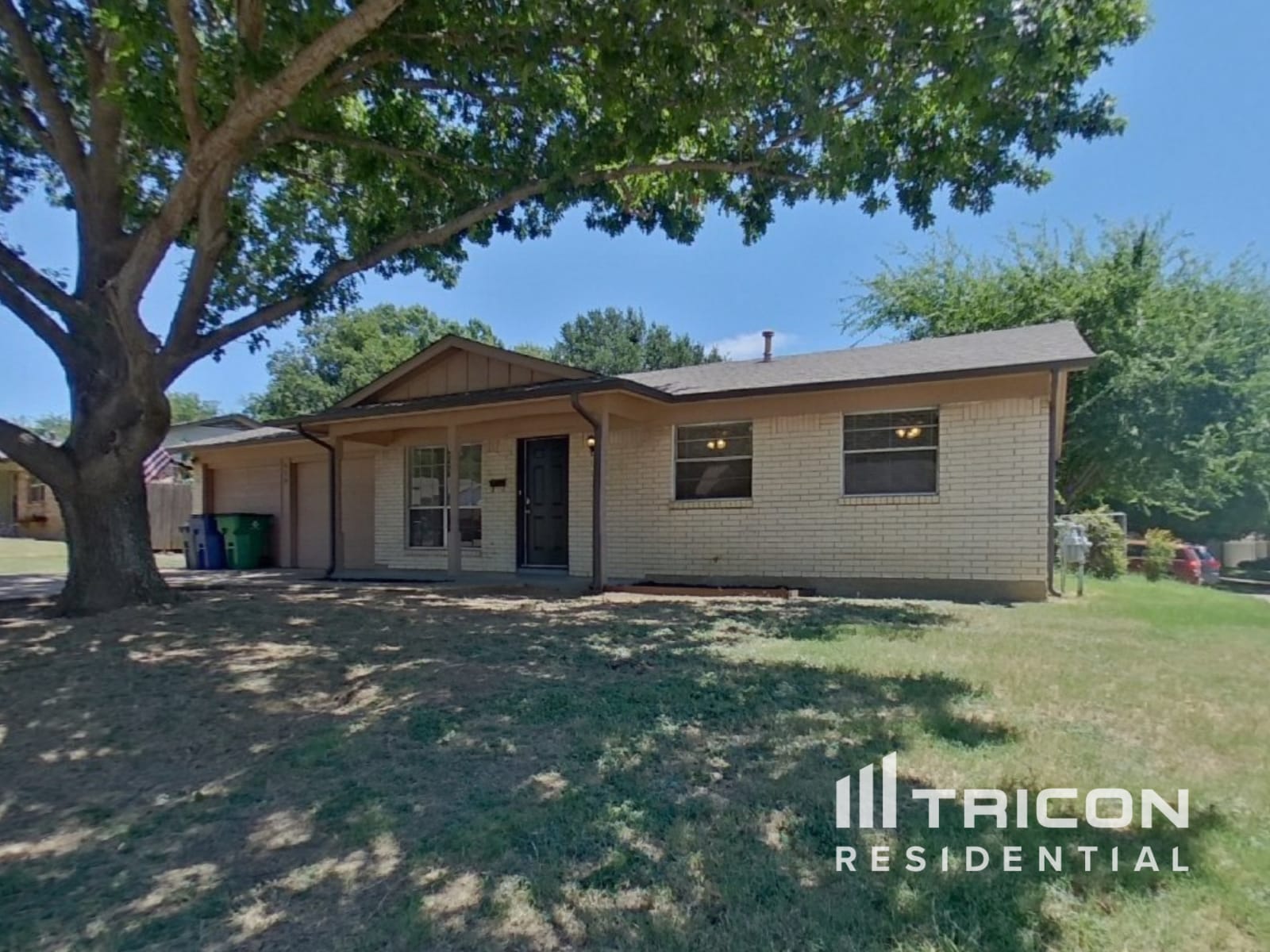 620 Wallace Drive Crowley TX