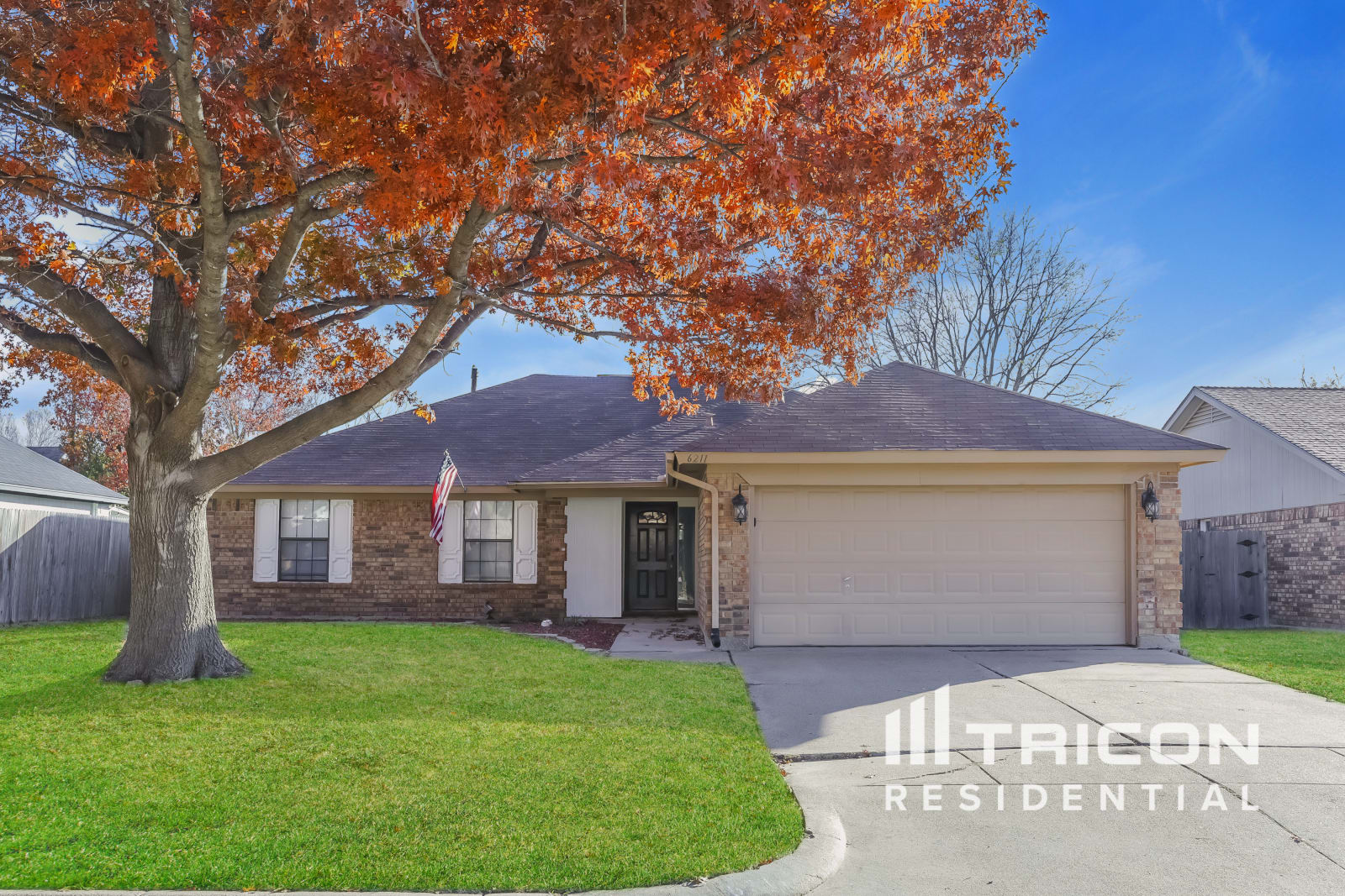 6211 Minuteman Ln Arlington TX