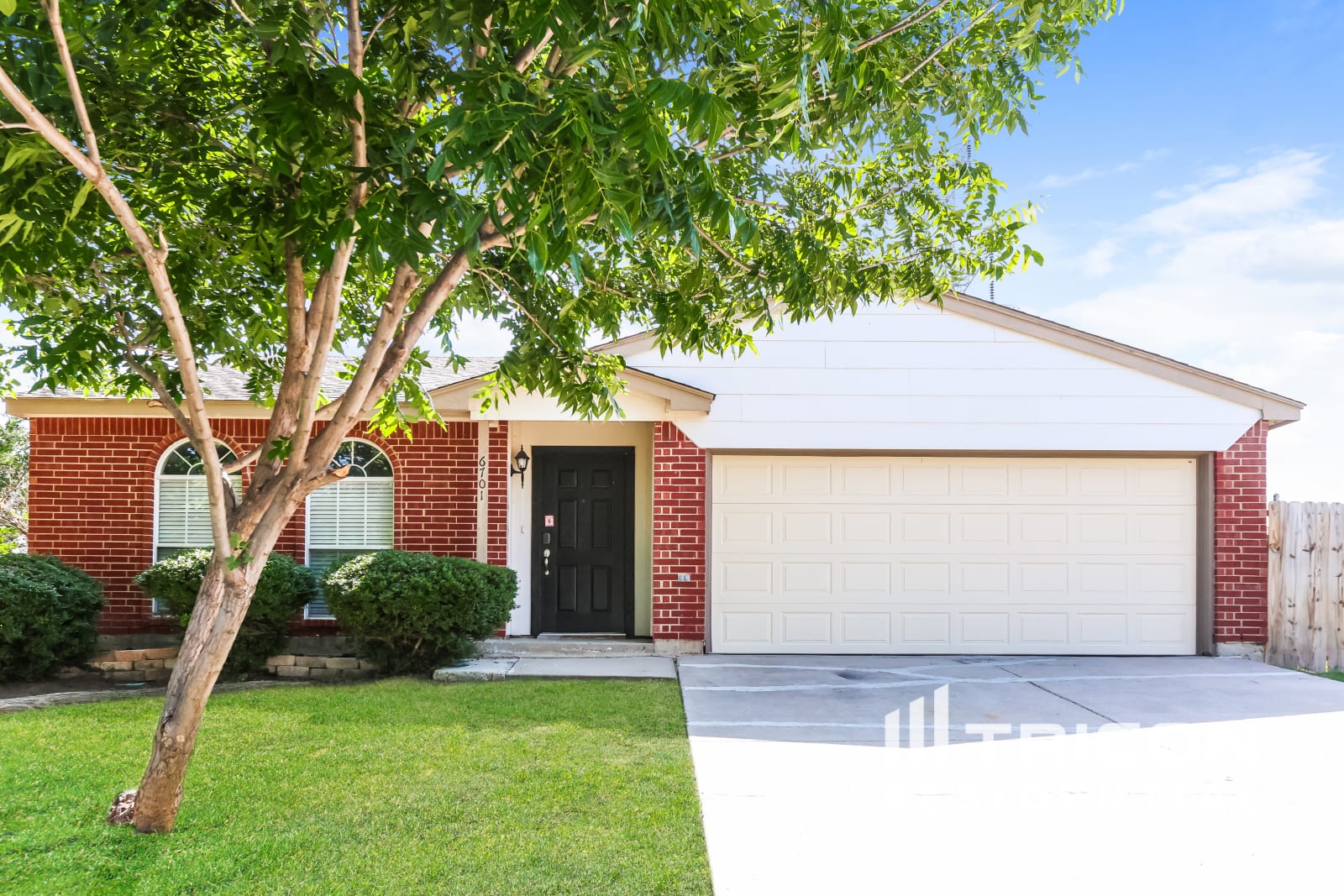 6701 Spur Ridge Court Arlington TX