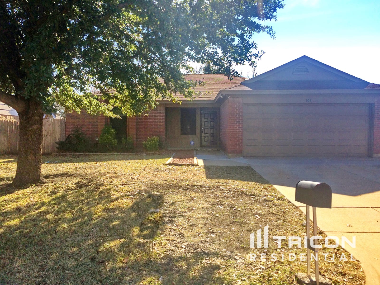 708 Leedsfield Court Arlington TX
