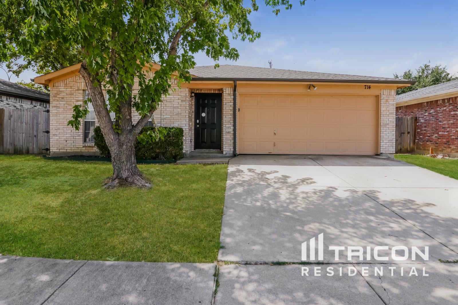 714 Charles City Drive Arlington TX