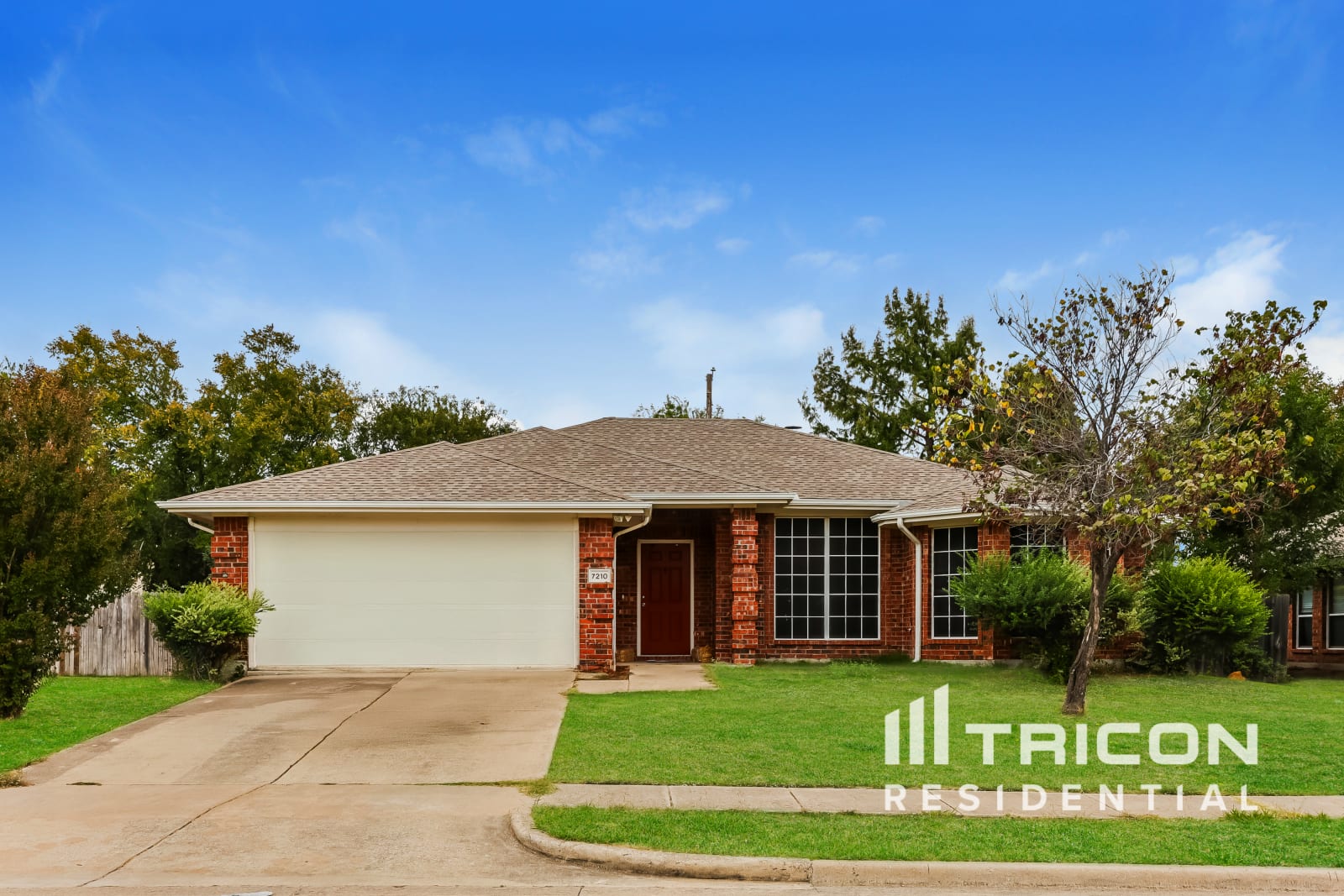 7210 Compass Point Dr Rowlett TX