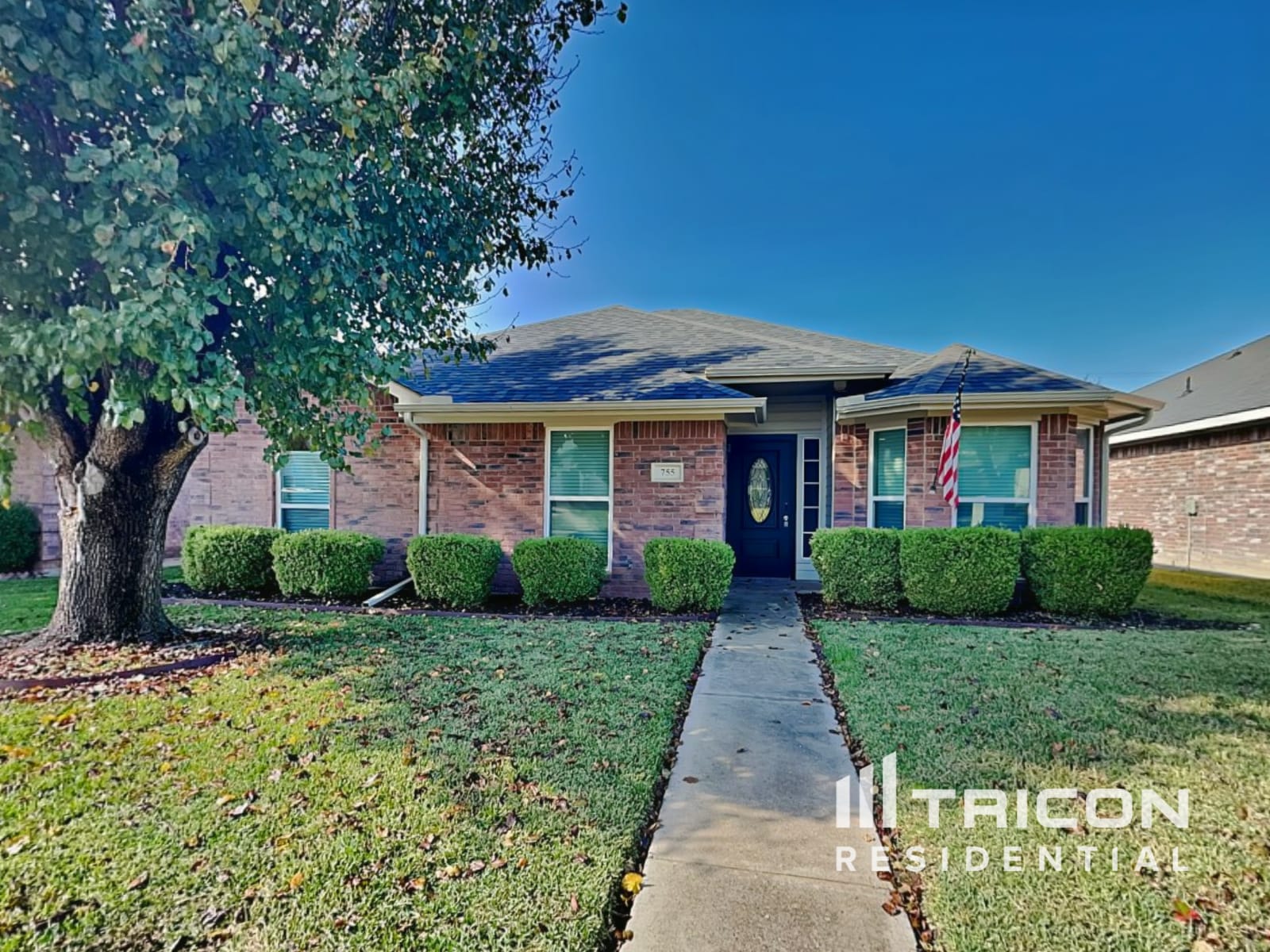 755 Catalina Dr Lancaster TX