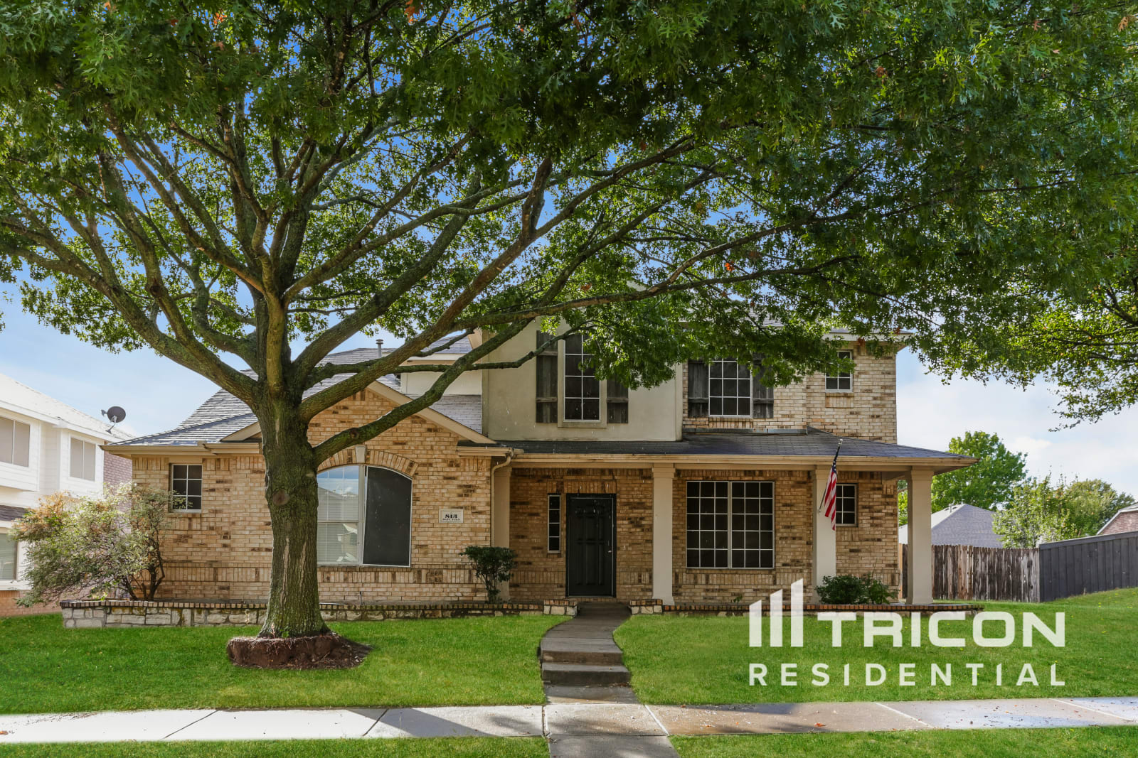 813 Wolf Trail DeSoto TX