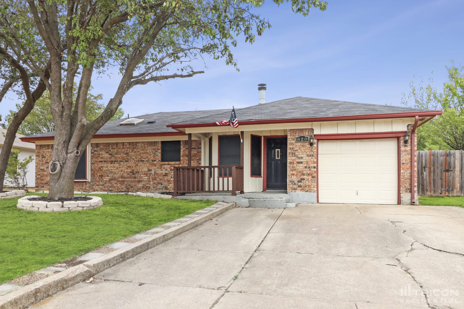 820 Vaughn Drive Burleson TX