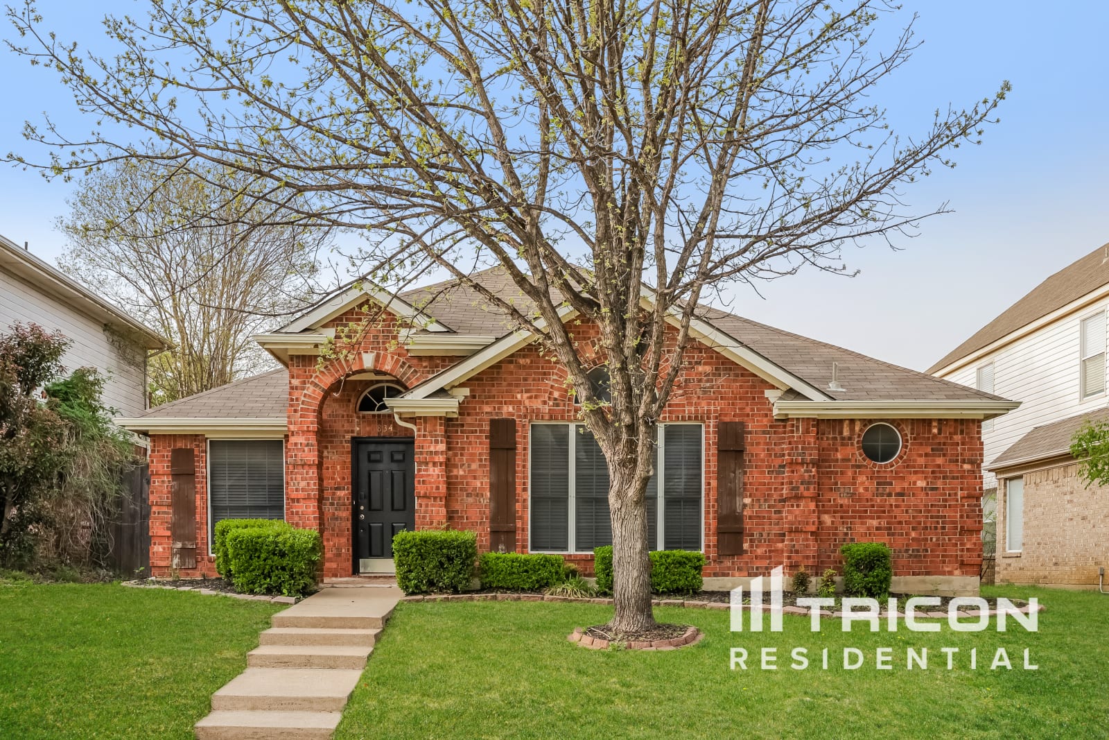 834 San Jacinto Dr Grand Prairie TX