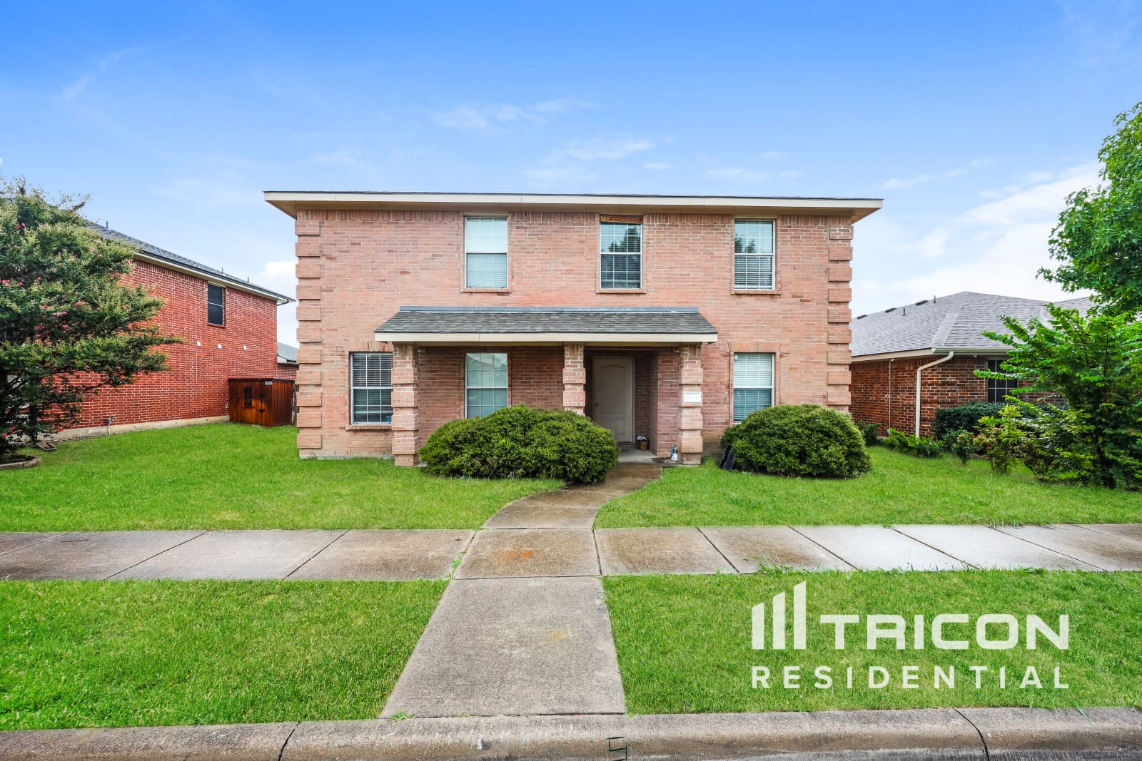 834 Smokey Oak Street Lancaster TX