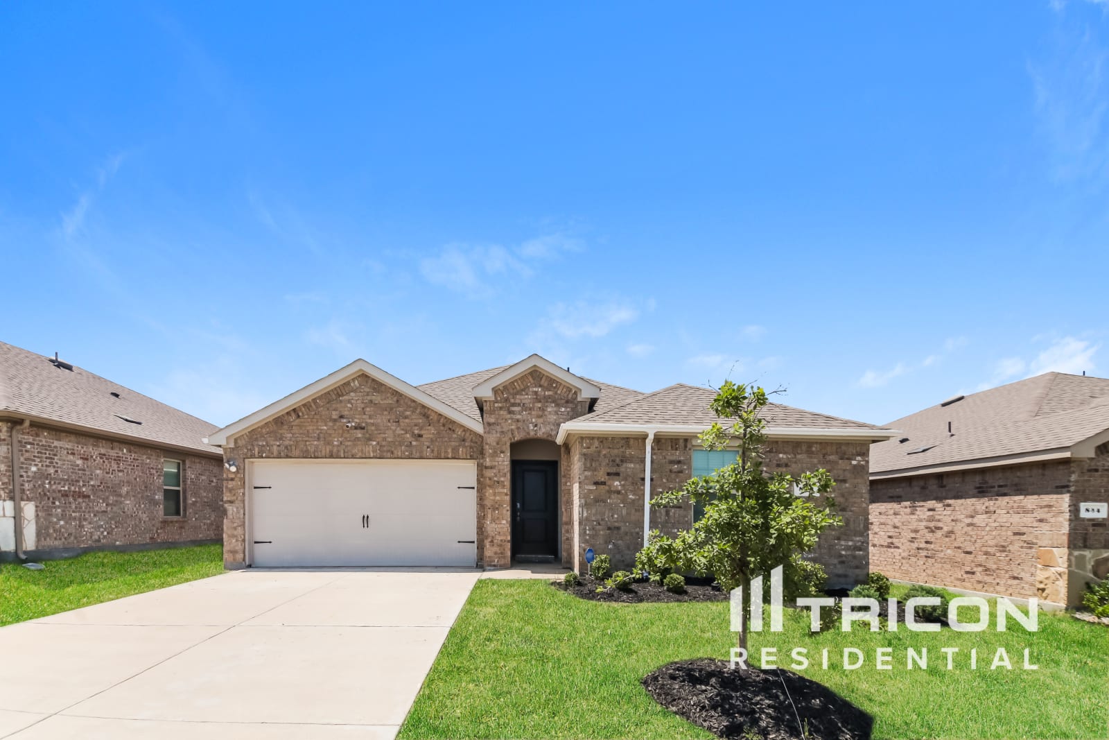 848 Glover Dr Aubrey TX