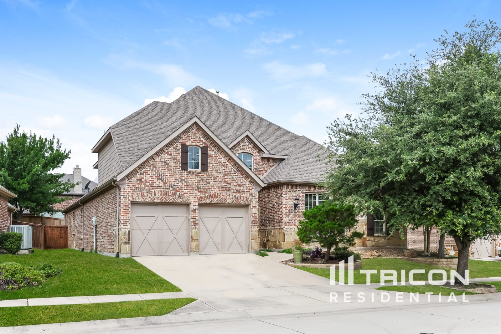 8701 Bayberry Ave Lantana TX